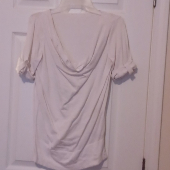 🍭🌺Elegant White Drape Neck Top - Picture 10 of 11